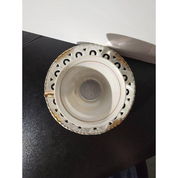 Vintage Royal Crown Victorian Design Tea Cup and Saucer - Stamped 2852 - Picture 6 of 9